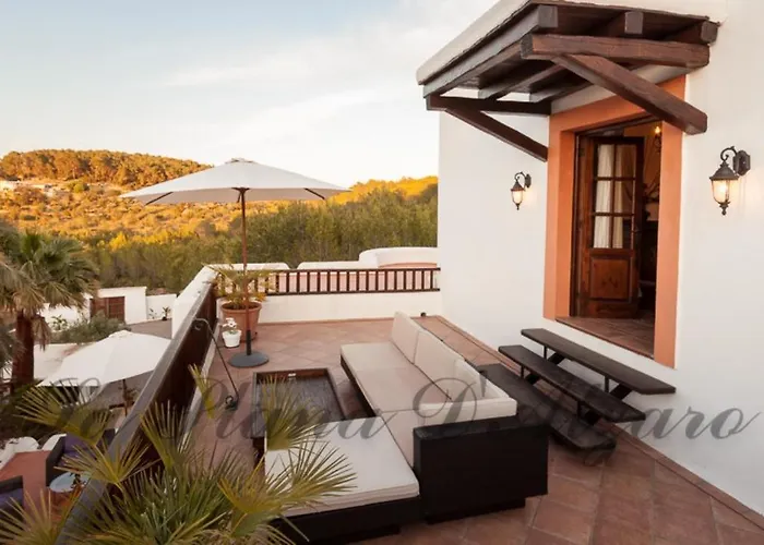 Sa Plana D'atzaro * Santa Eularia des Riu